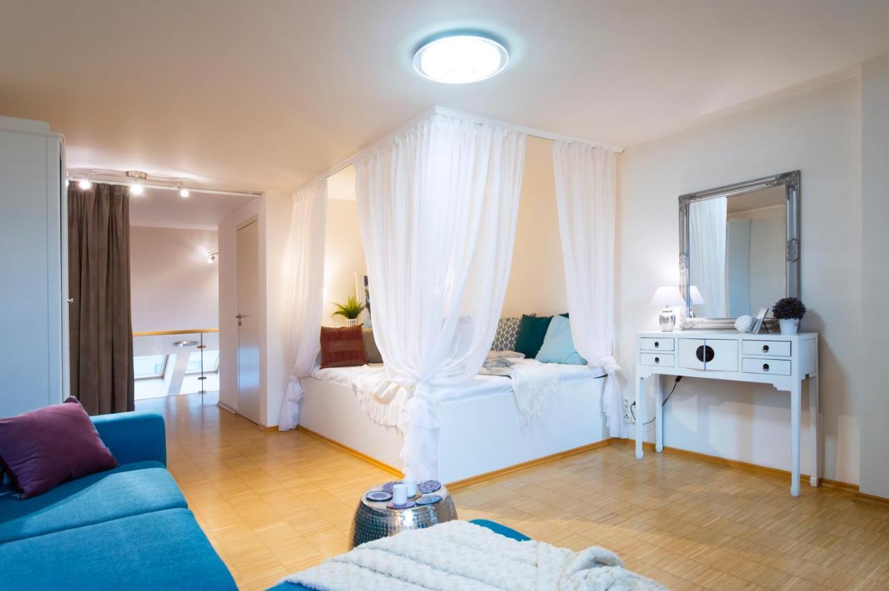 Modern Apartment Charvatova Praga Esterno foto
