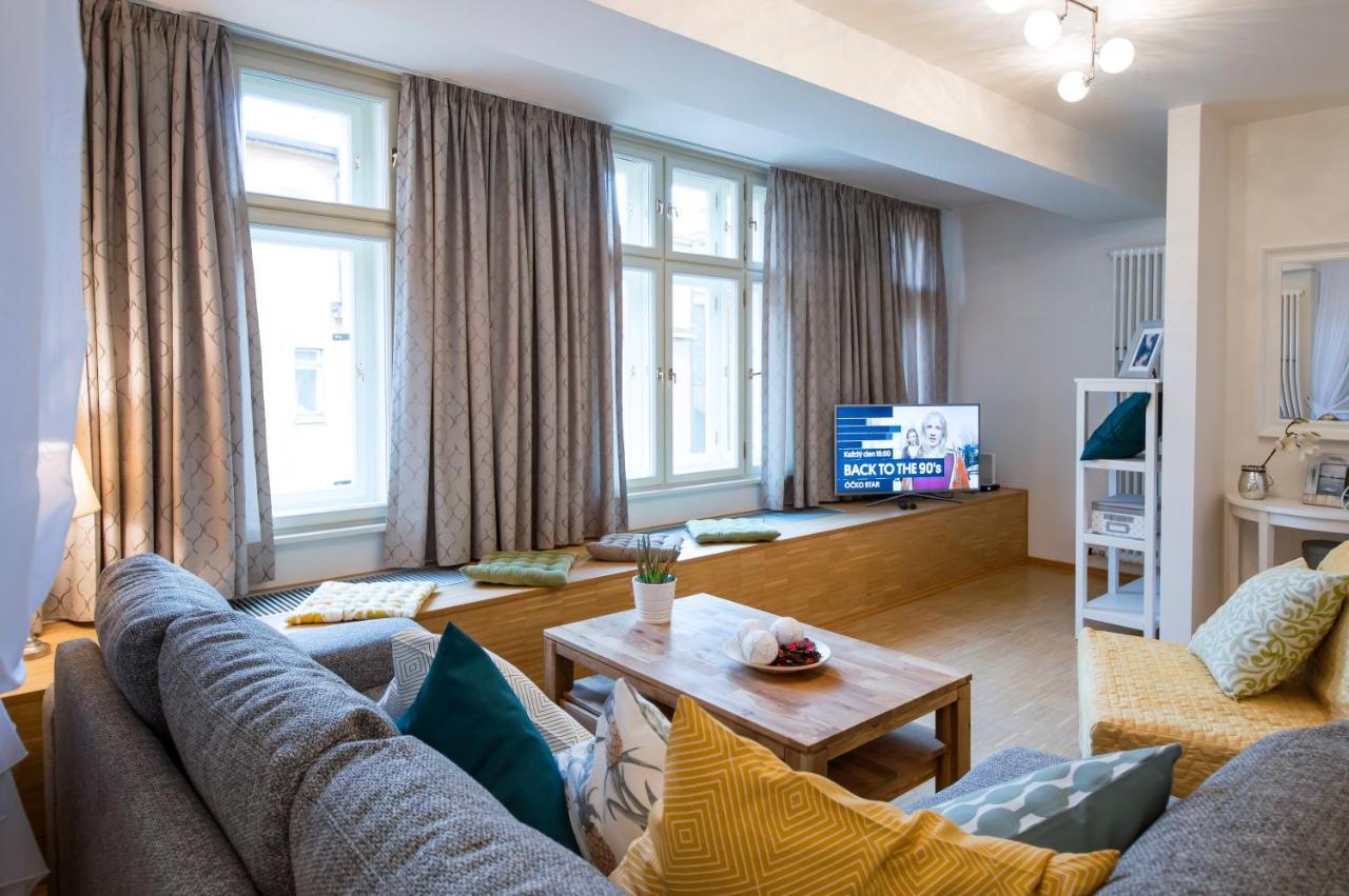 Modern Apartment Charvatova Praga Esterno foto
